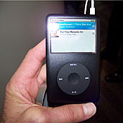 前身为video iPod的iPod Classic，则是苹果在推出iPod Touch之后向记者和分析人士发布的