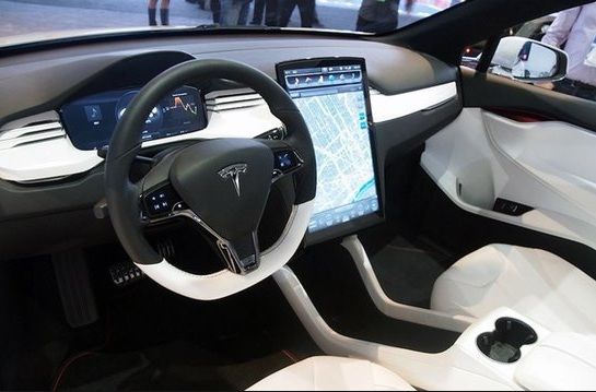 Tesla和它的数据分析之路(电子工程专辑)