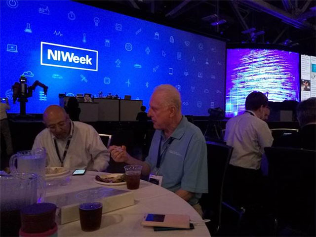 NIWeek 2015现场报道：从教育入手，75%的工程师在未来3年将受到IoT的影响？《电子工程专辑》