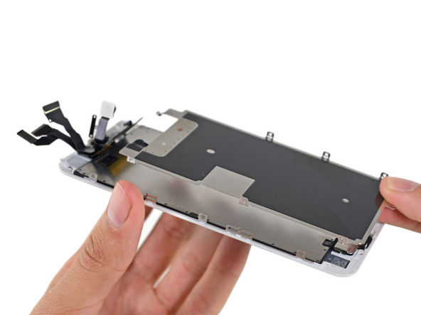 iPhone 6s拆解：为了给3D Touch腾位置而妥协的零件们《电子工程专辑》