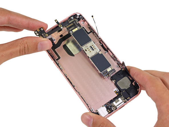 iPhone 6s拆解：为了给3D Touch腾位置而妥协的零件们《电子工程专辑》