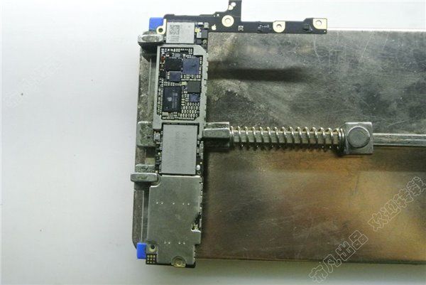 16G iPhone6 Plus纯手工升级128G内存《电子工程专辑》