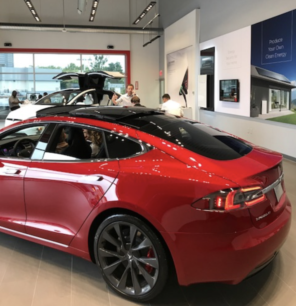 Tesla_showroom.png