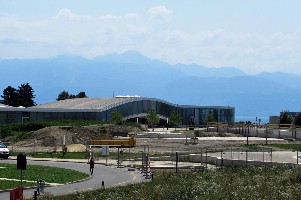 Lausanne_EPFLlibrary_1000.jpg