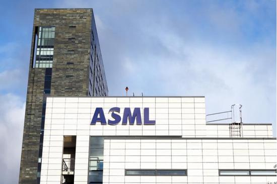 ASML19050801.jpg