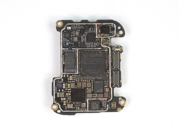 红色：Kingston 8GB LPDDR3 ，和躺在它下面的 Qualcomm MSM8909W，也就是 Snapdragon Wear 3100（32-bit），四核 ARM Cortex A7 CPU 和 Adreno 304 GPU 橙色：Qualcomm QCC1110 协处理器 黄色：Qualcomm PMW3100 电源管理子系统 绿色：Vanchip VC7643 IC 浅蓝：T9897 音频 IC 深蓝：Qualcomm WCN3620 无线连接性芯片 紫色：NXP 80T23 SE 和 NFC IC