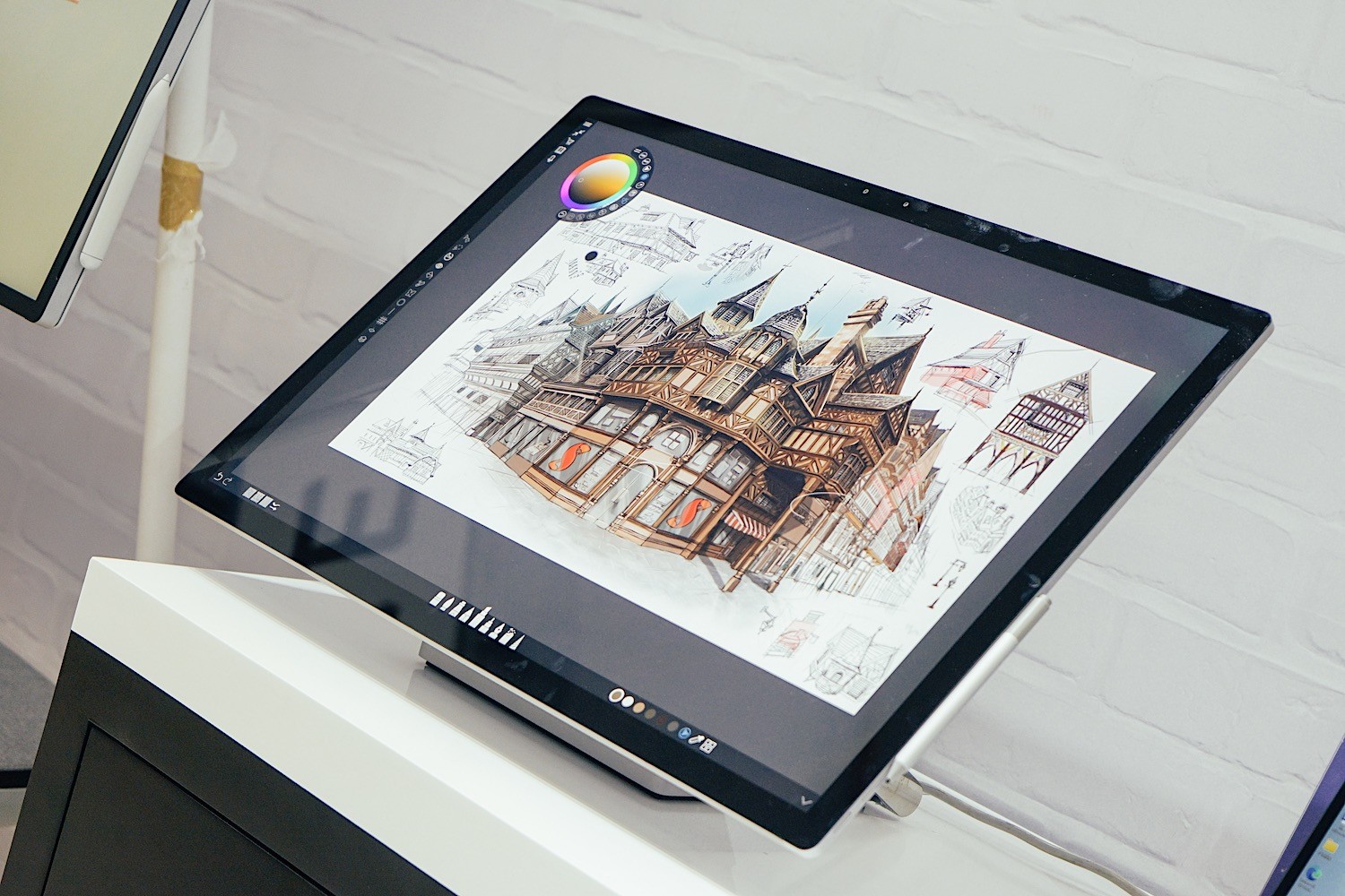 微软Surface Studio（微软展位）