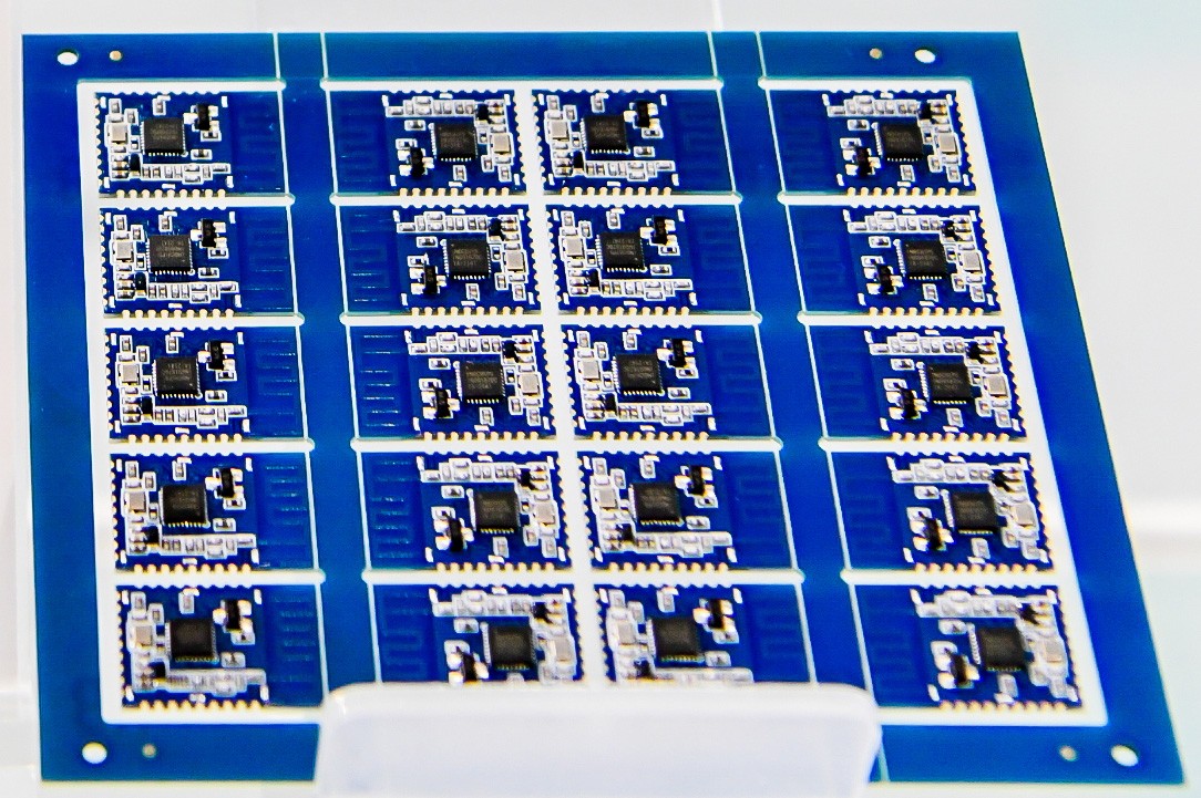 英拓科 ITK-MBL-A03 充电桩蓝牙解决方案，通信距离100m，PCB天线，BLE5.1，32bit Cortex-M3 48MHz, 512KB Flash,128KB RAM，发射功率 -28dBm to +6.5dBm，功耗 Tx 6.5mA@0dBm,Rx 6mA